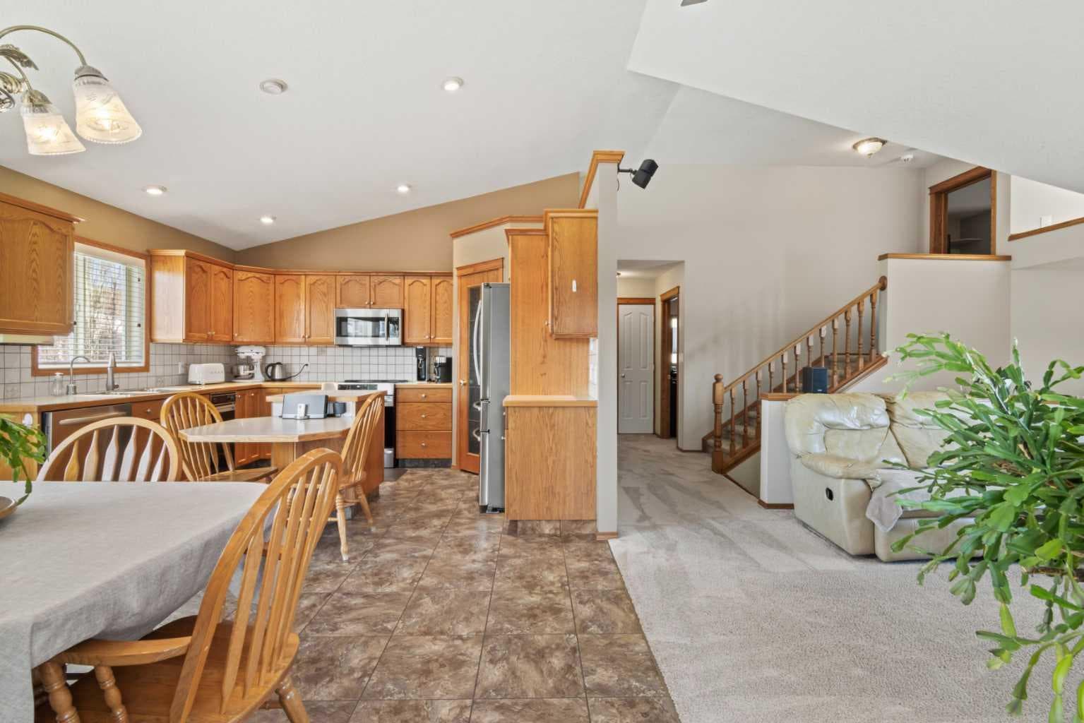65 Canoe Circle SW — photo 5