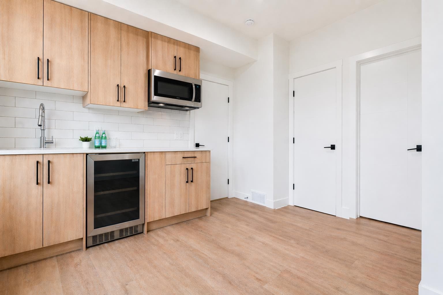 4909 88 Avenue NE — photo 3