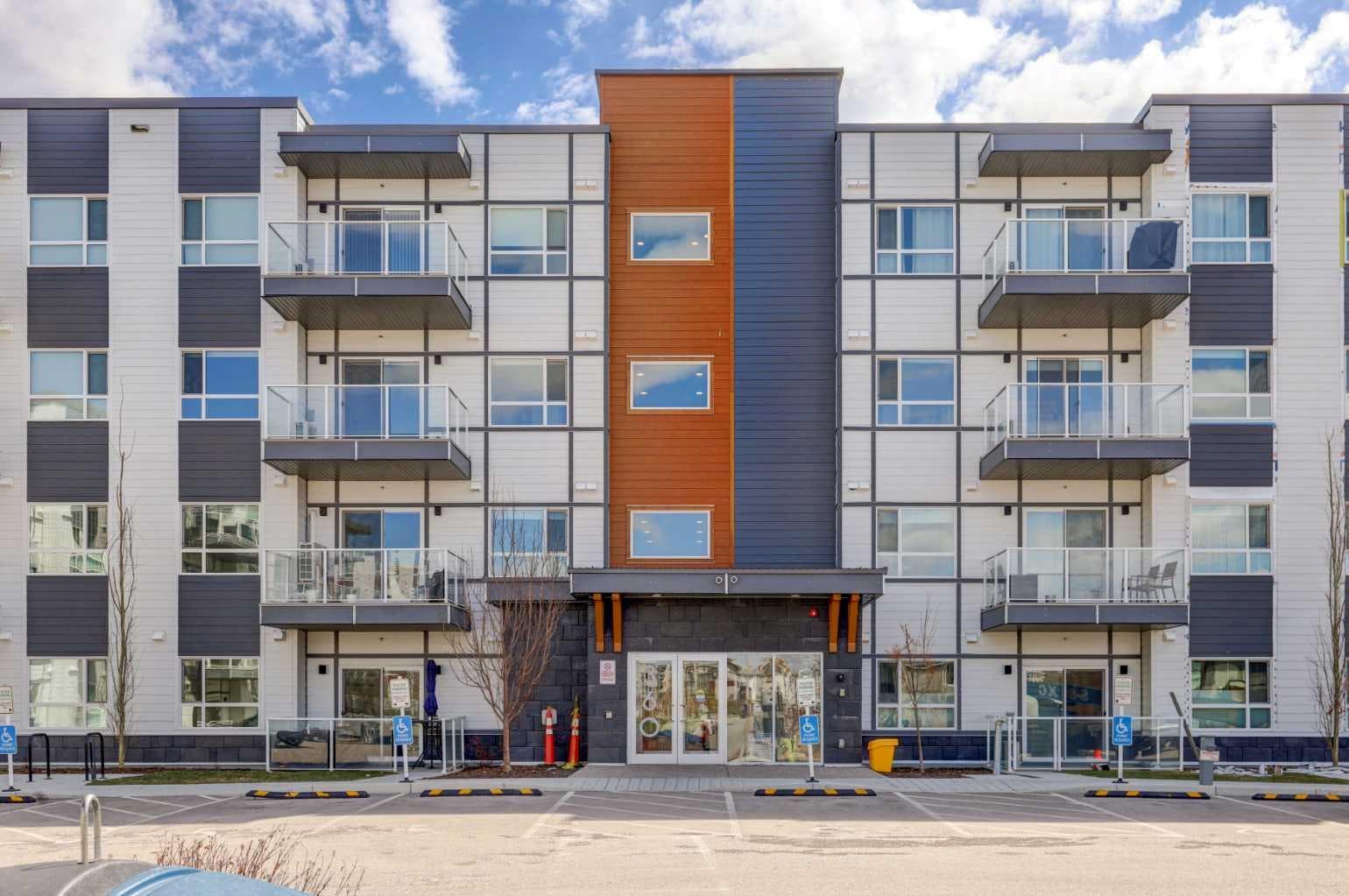 106, 360 Harvest Hills Way — photo 1