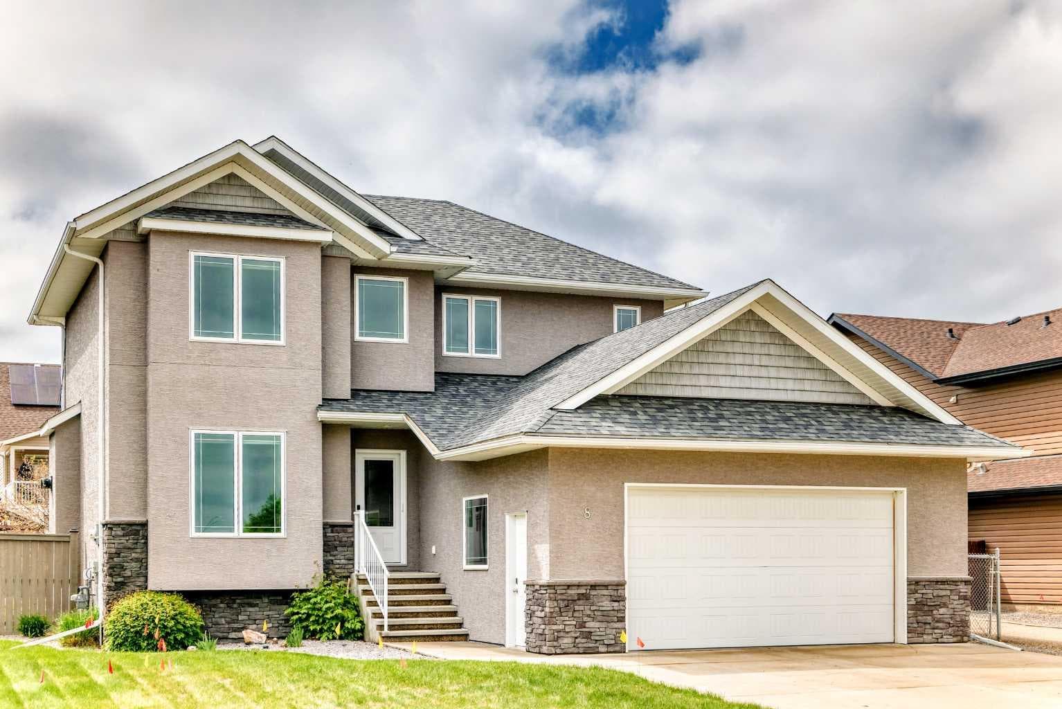 Detached in Elizabeth Park