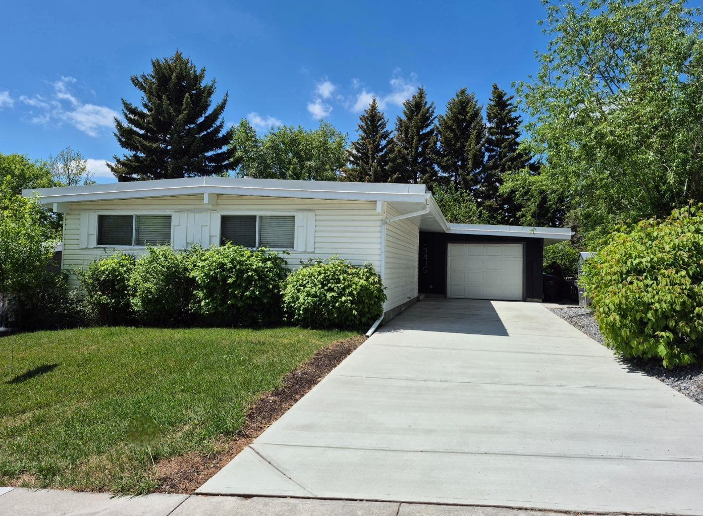 3415 Benton Drive NW — photo 1