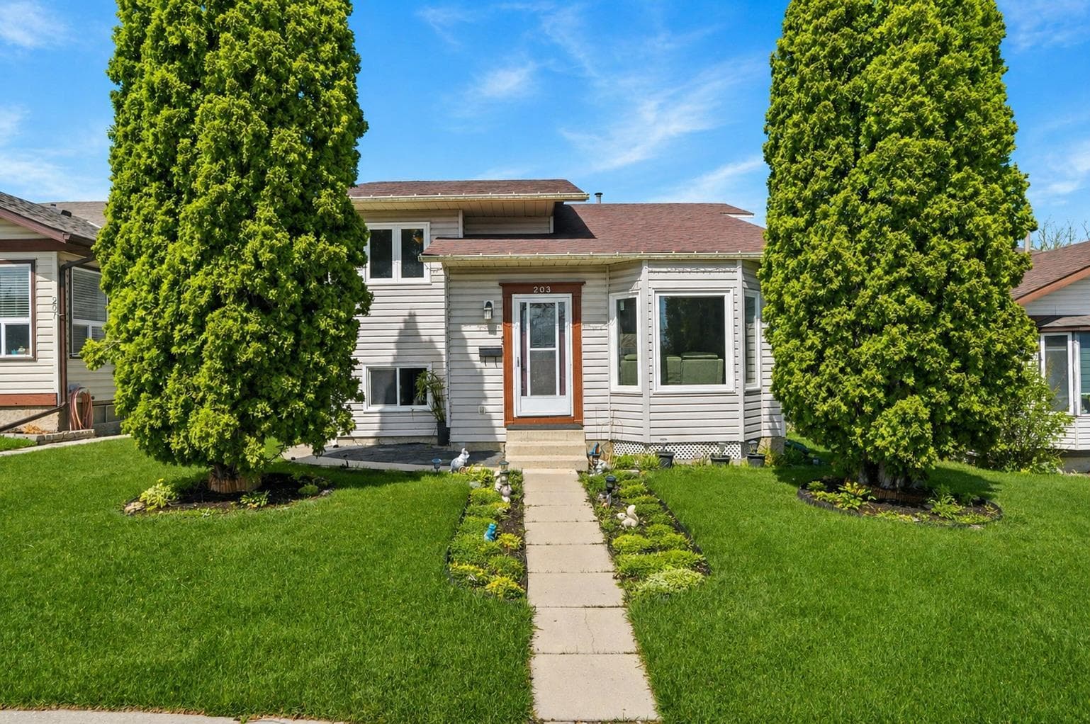 Detached in Shawnessy
