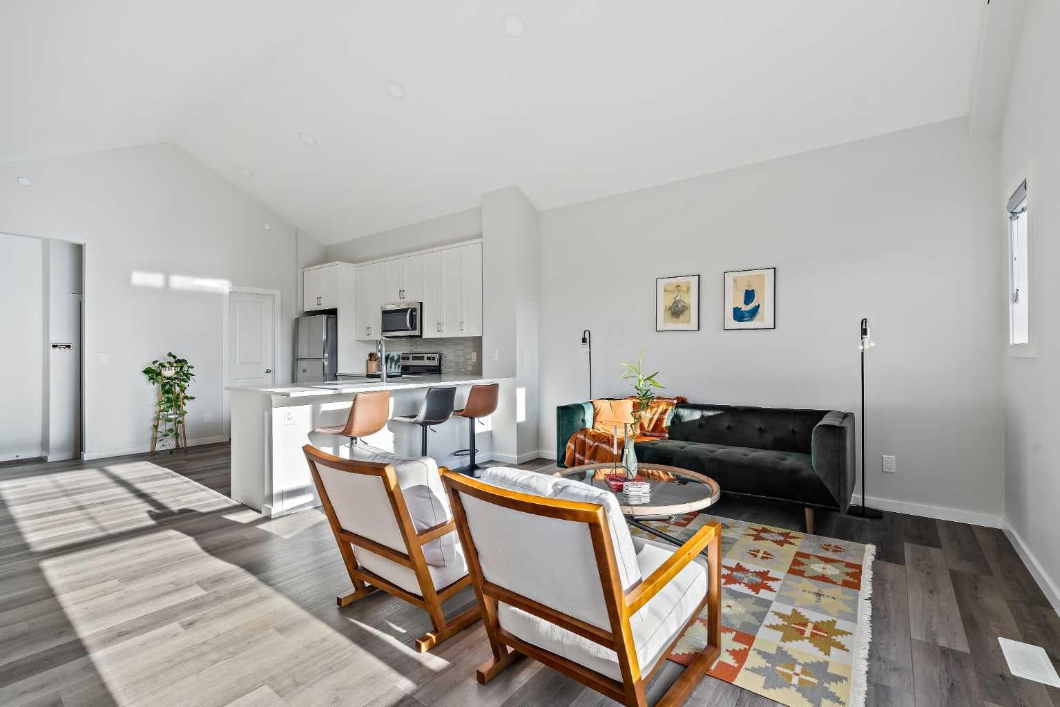 9, 71 Lucas Street NW — photo 1