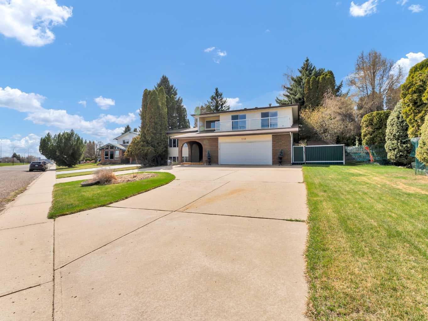 1248 Parkview Drive NE — photo 3