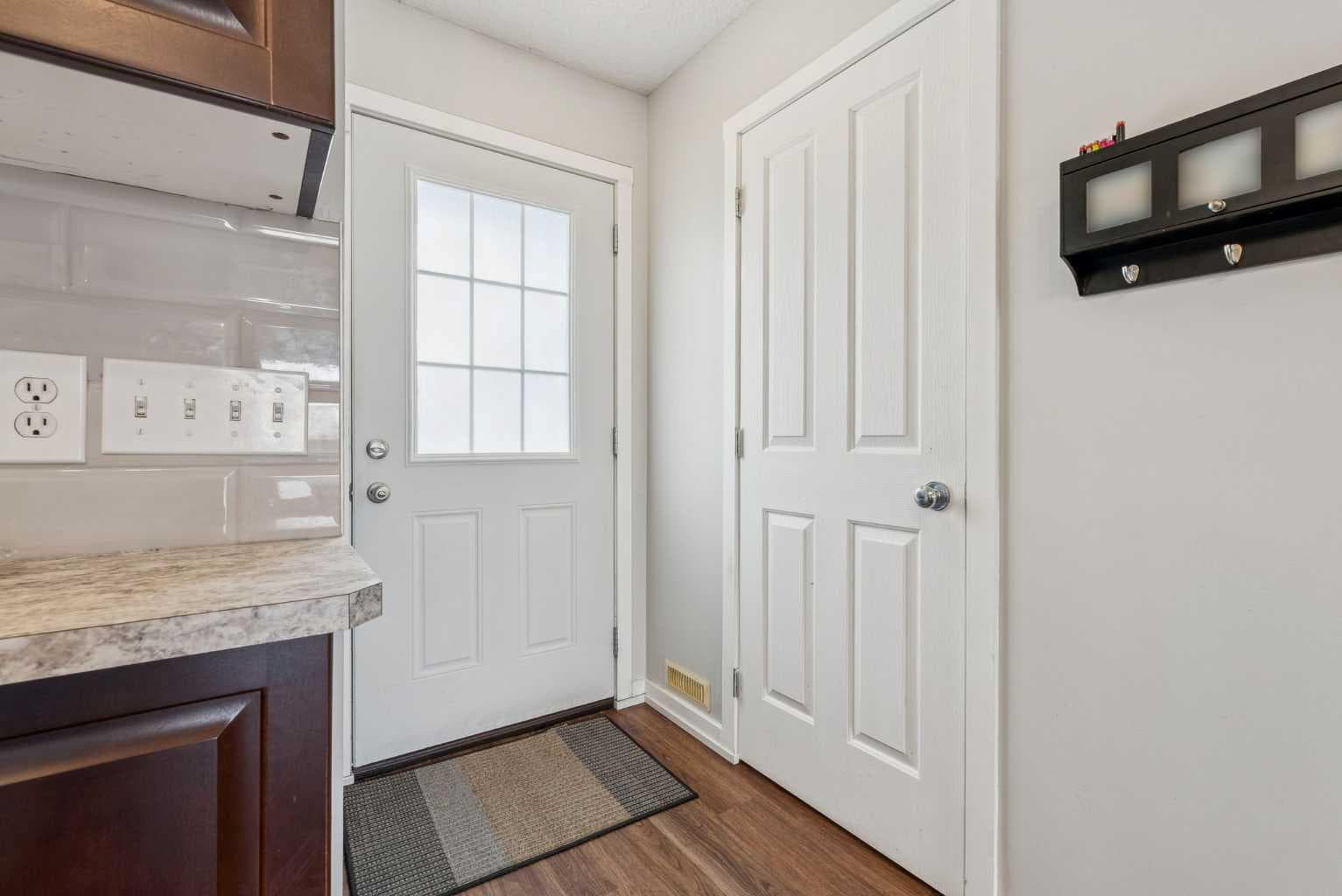 504, 140 Sagewood Boulevard SW — photo 4