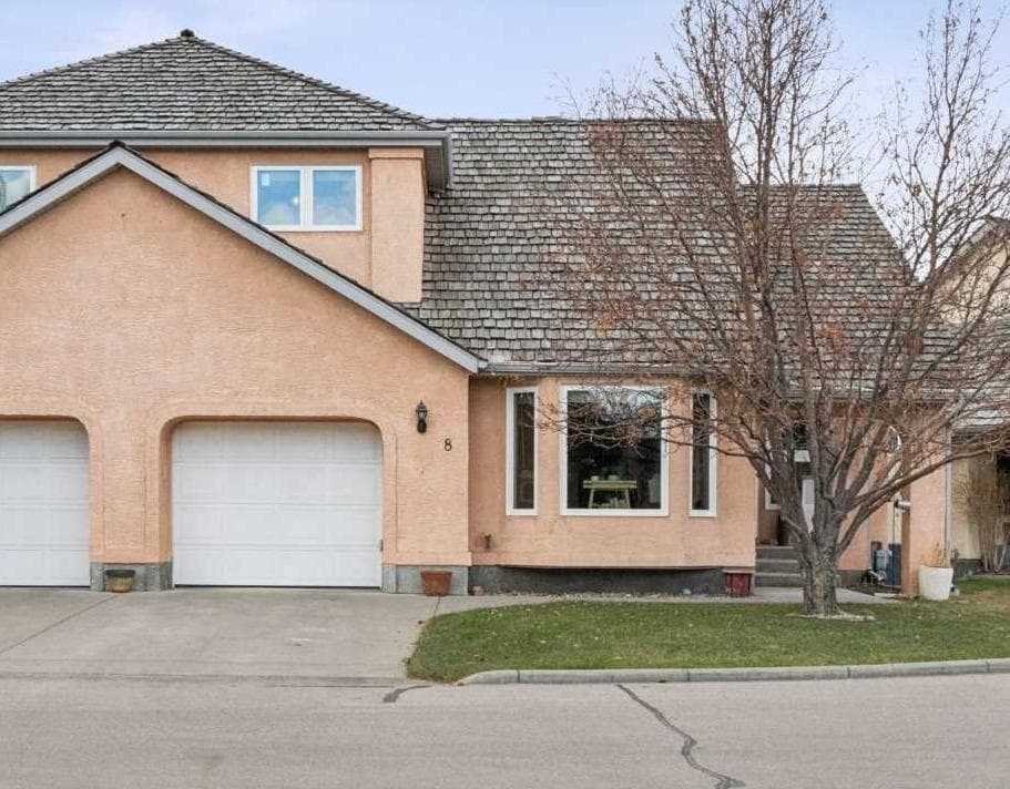8, 26 Quigley Drive — photo 1