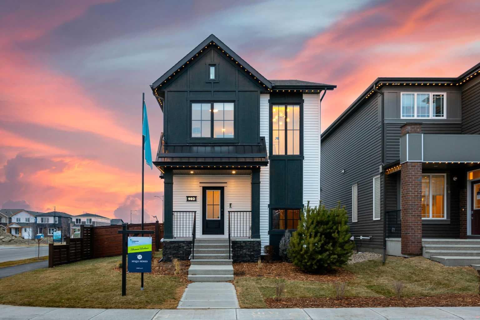 902 Chinook Winds Meadow SW — photo 1