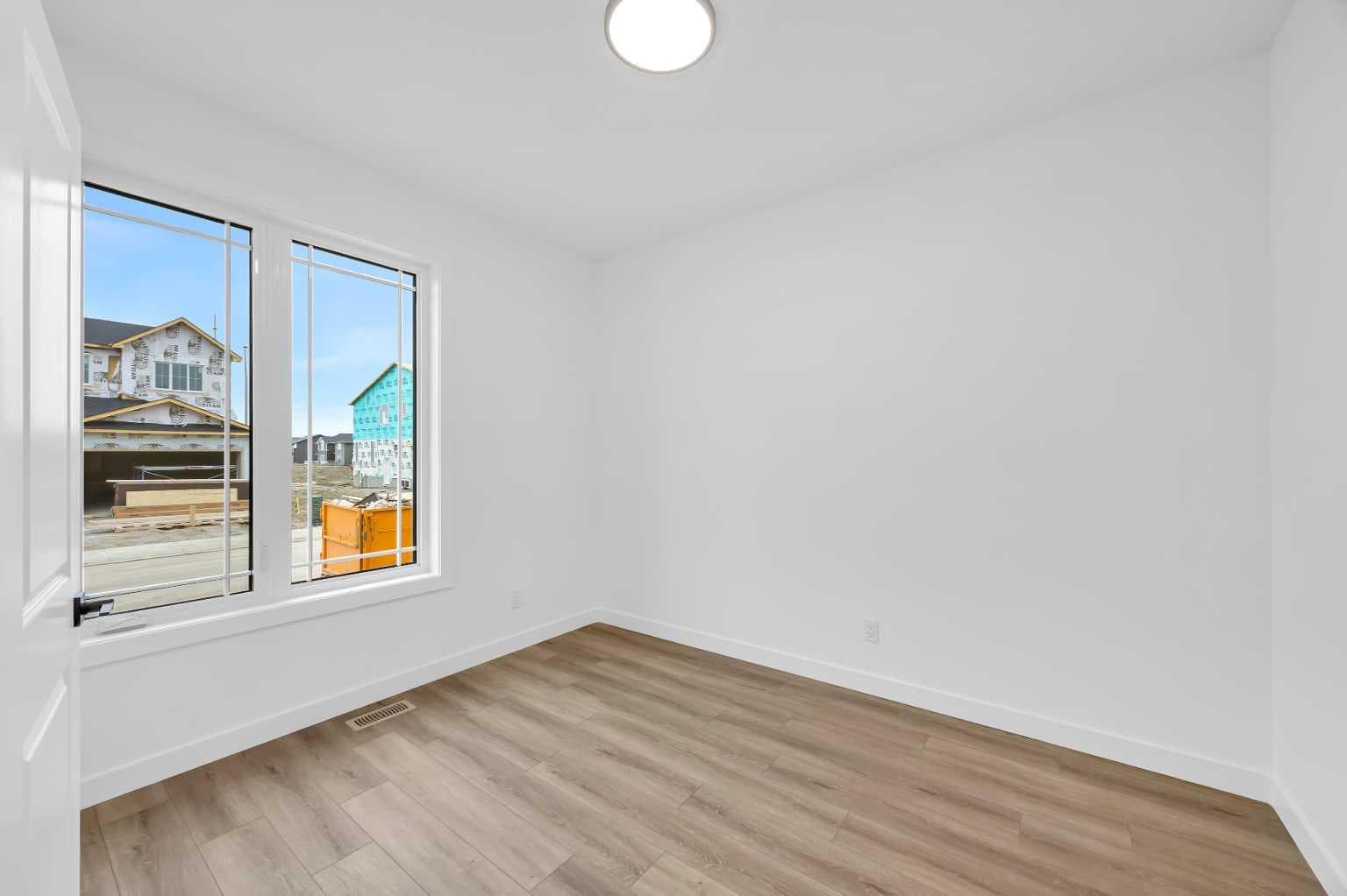 45 Hotchkiss Gardens SE — photo 5