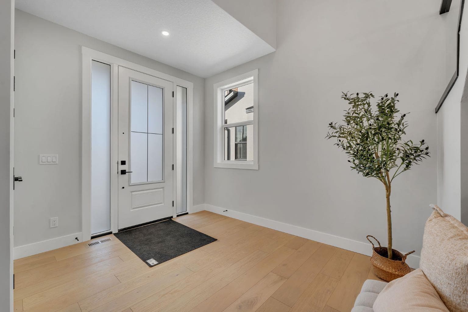 28 Spring Creek Point SW — photo 2