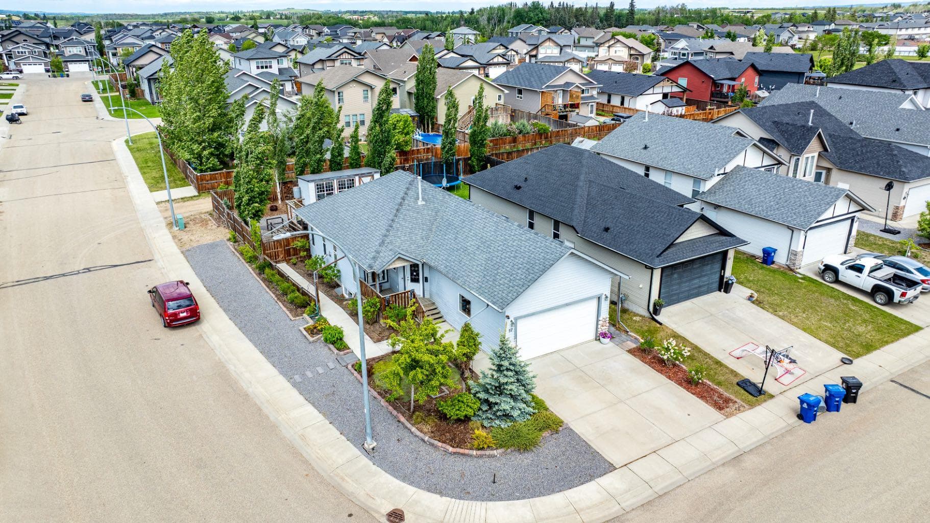 57 Woodbine Close — photo 1