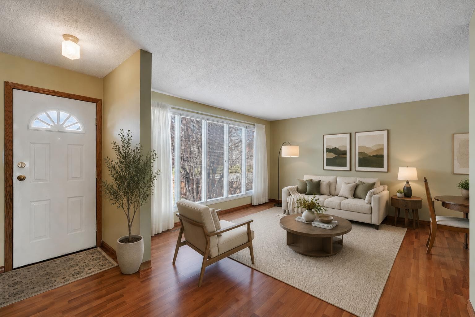 212 Westwood Drive SW — photo 2