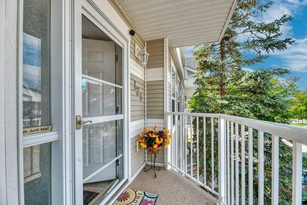 123, 103 Strathaven Drive — photo 5