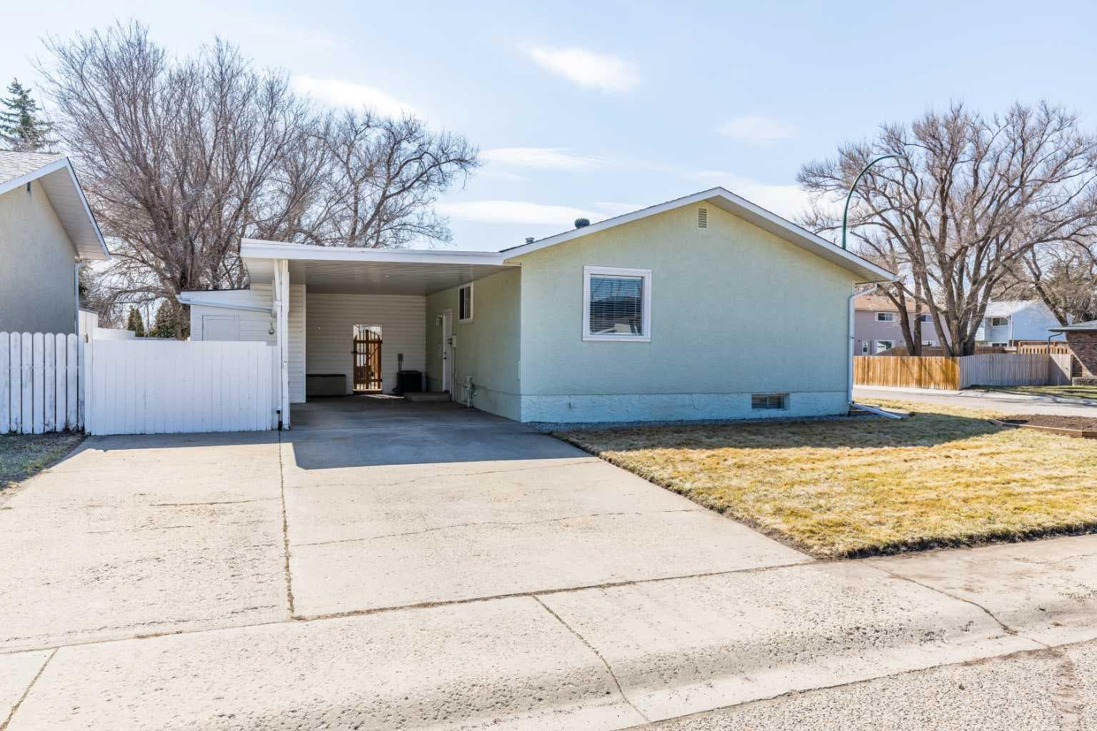 1797 4 Avenue NE — photo 4