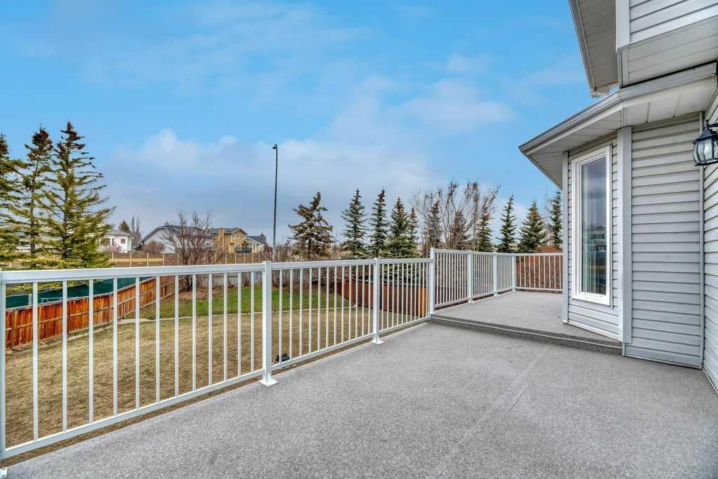 215 Hawktree Circle NW — photo 5