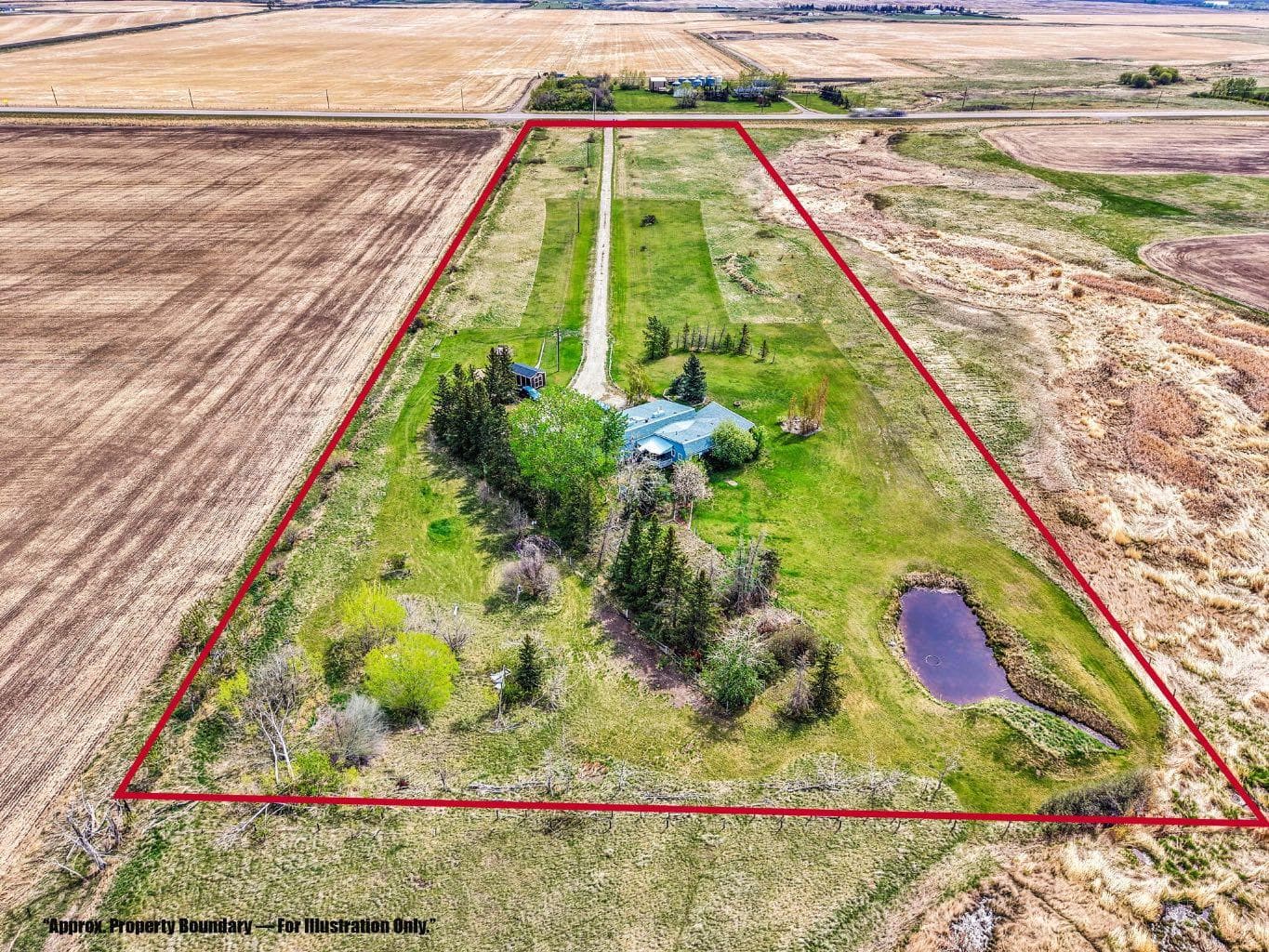 222082 Highway 817 — photo 1