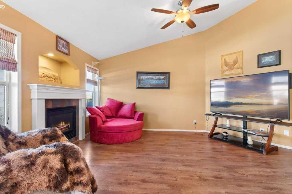 78 Lakeway Boulevard — photo 4