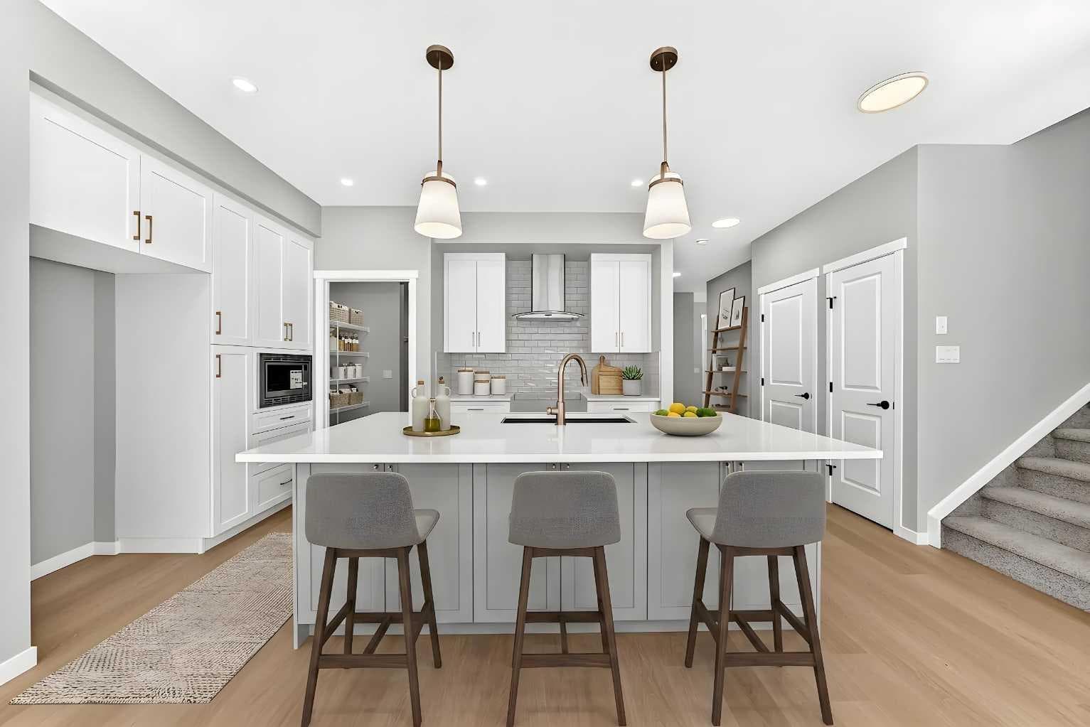547 Mercado Avenue SE — photo 2
