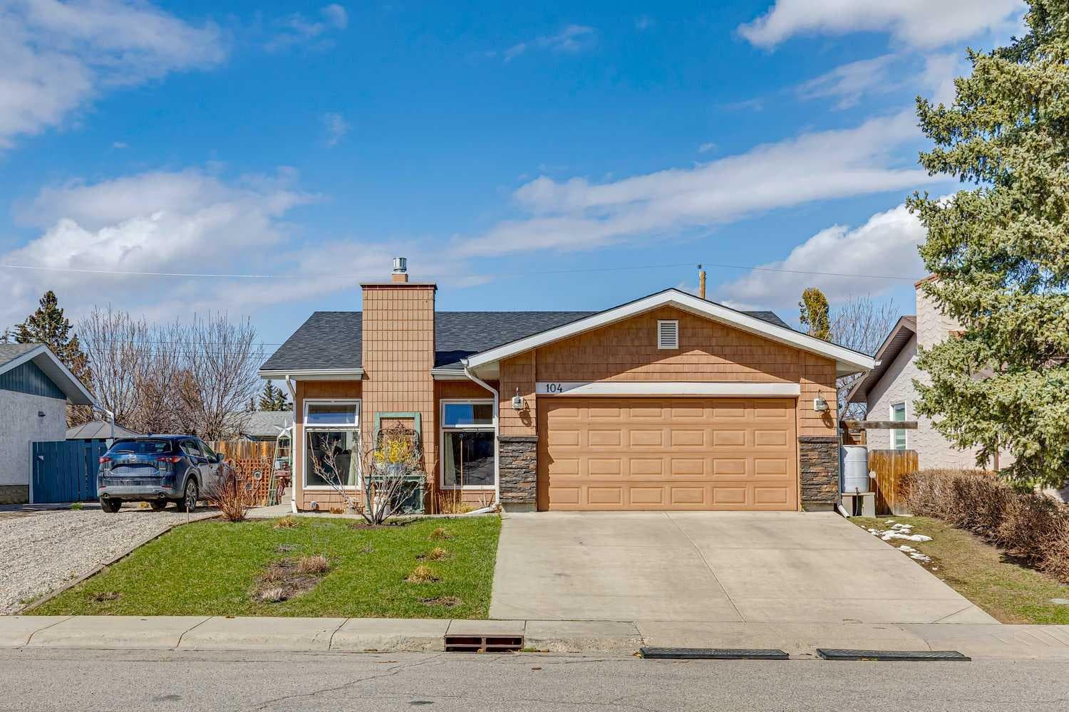 104 Cedarpark Drive SW — photo 2