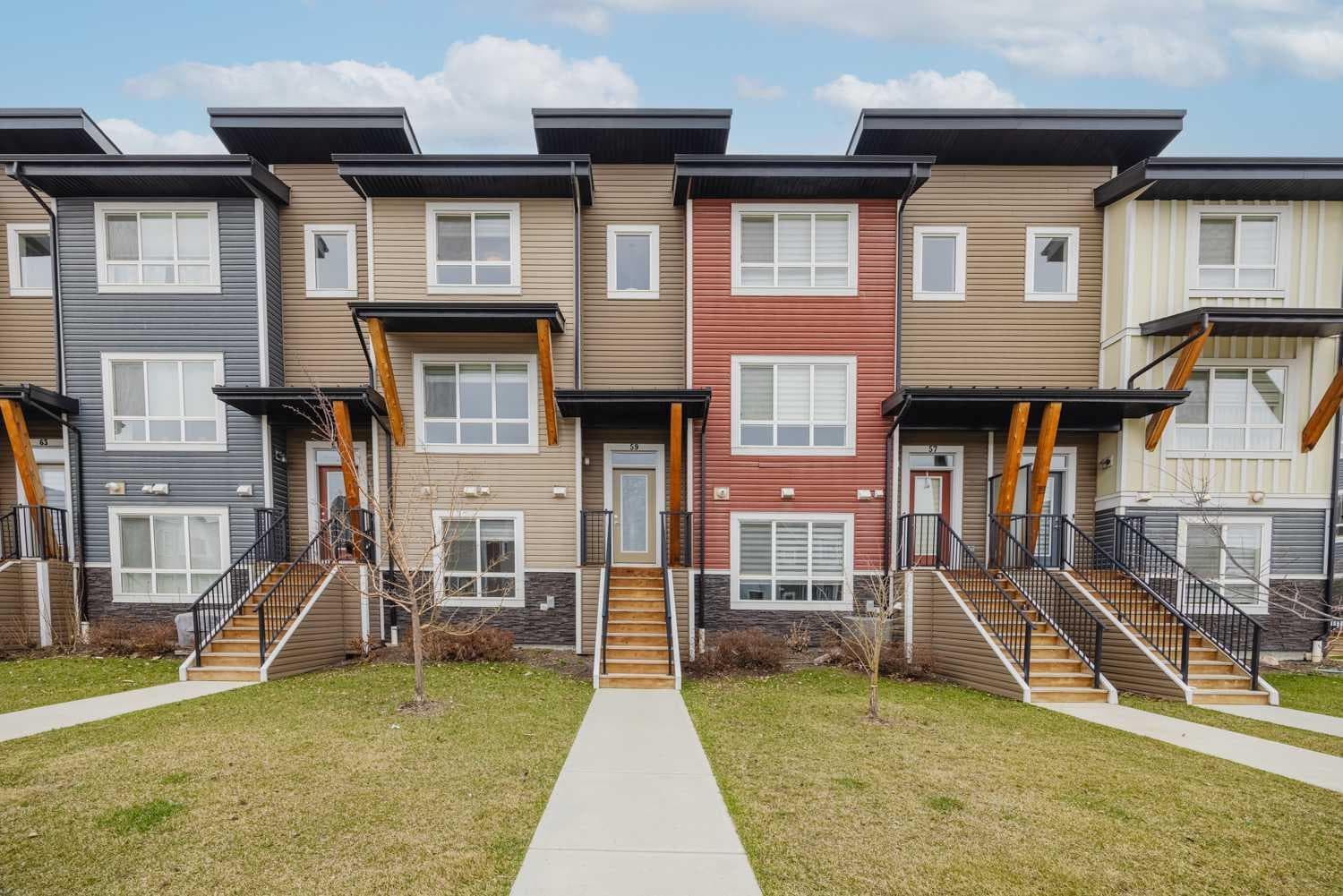 59 Walgrove Plaza SE — photo 1