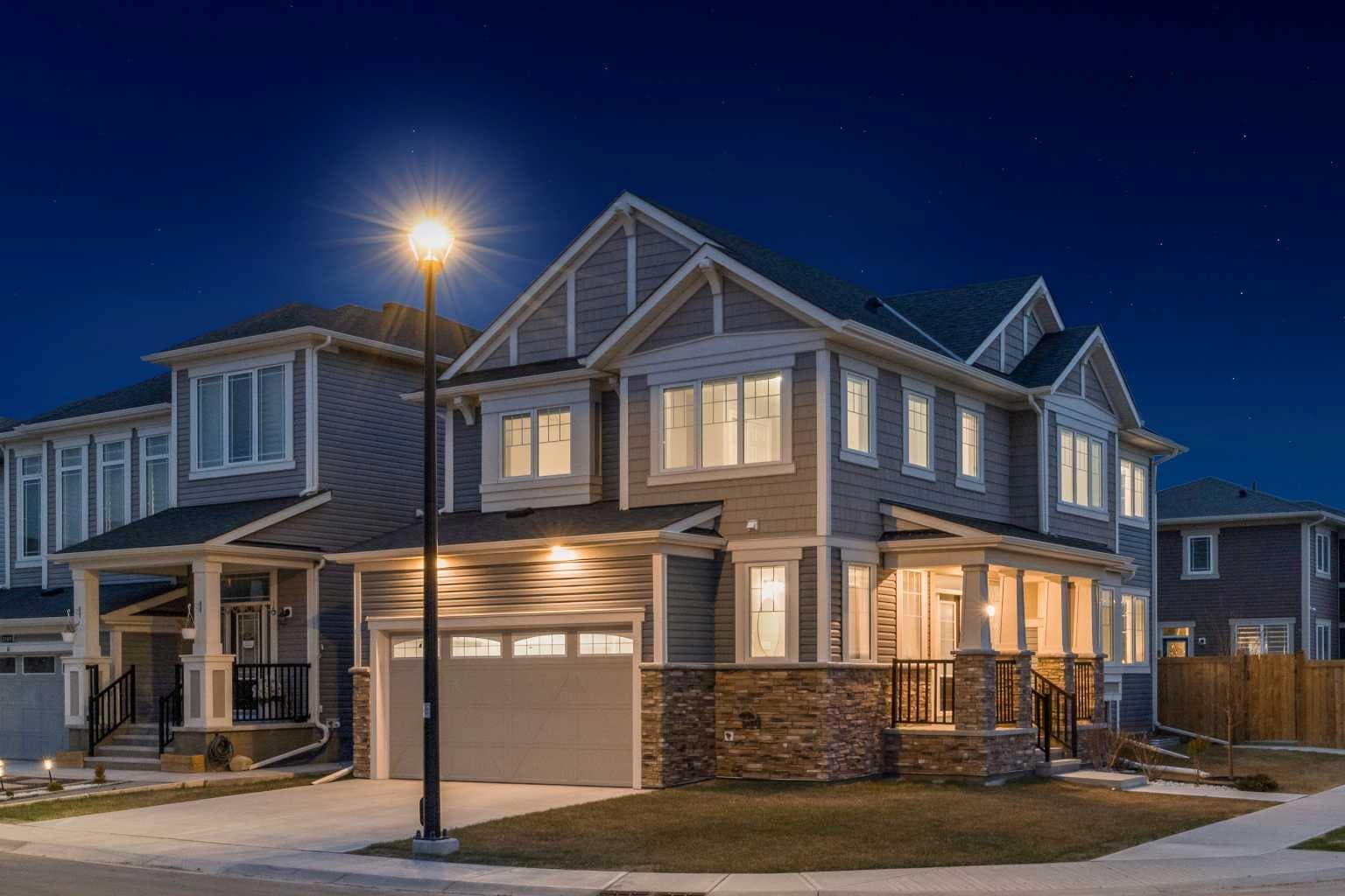 567 Osborne Drive SW — photo 1