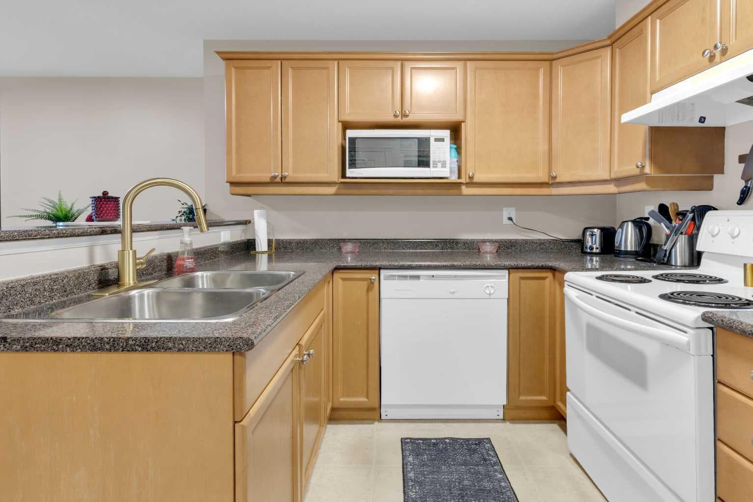 302, 1833 11 Avenue SW — photo 3