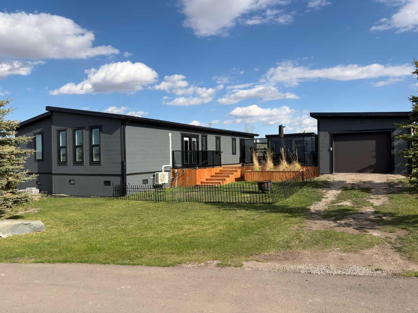 55036 Highway 810 — photo 1