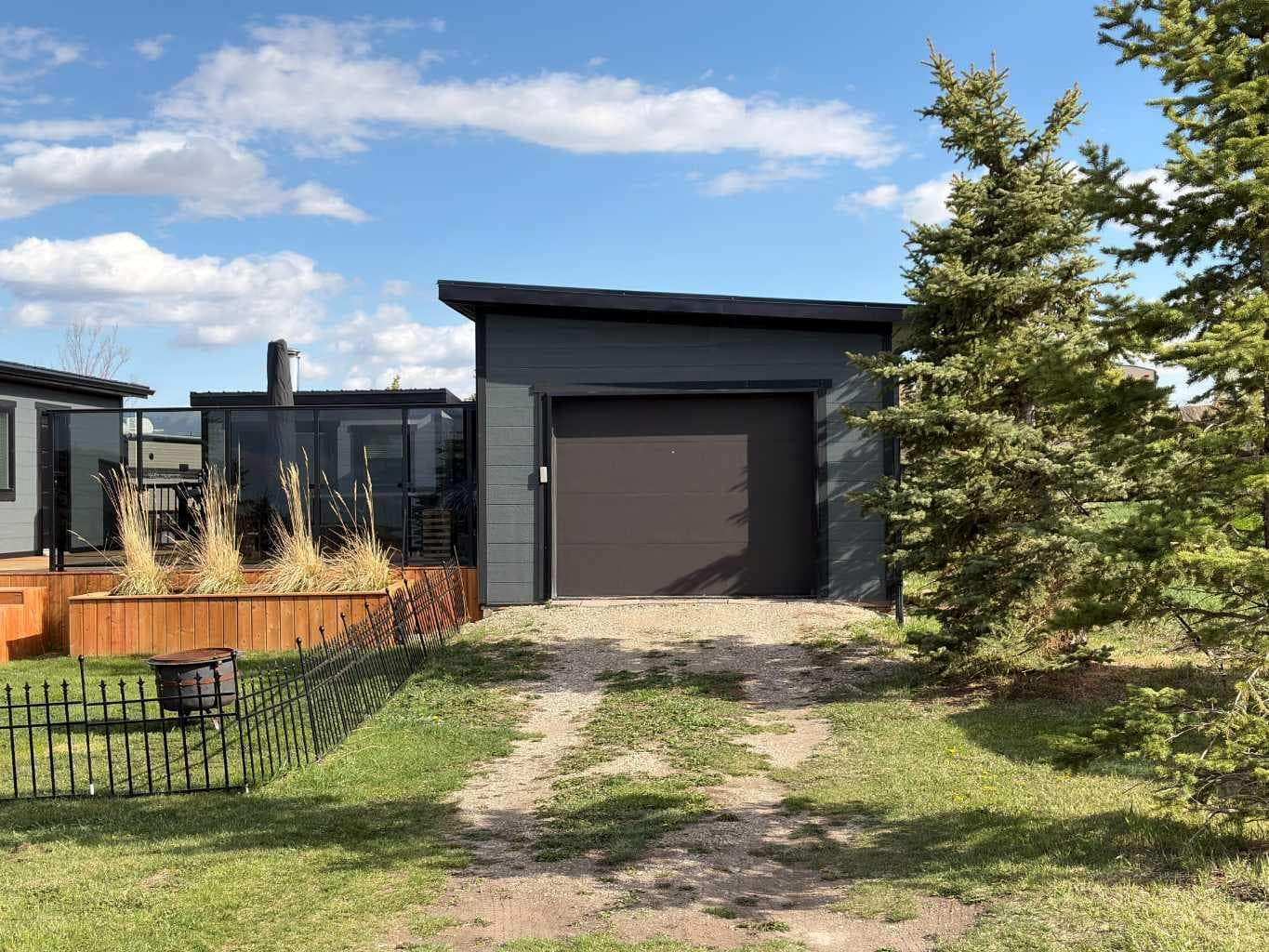55036 Highway 810 — photo 2