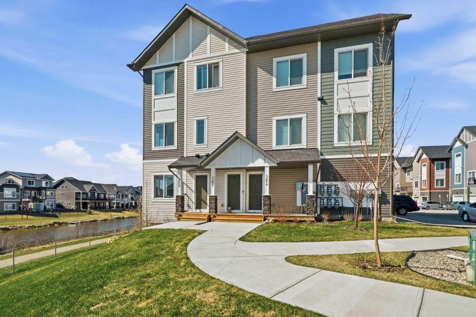 362 Canals Crossing SW — photo 1