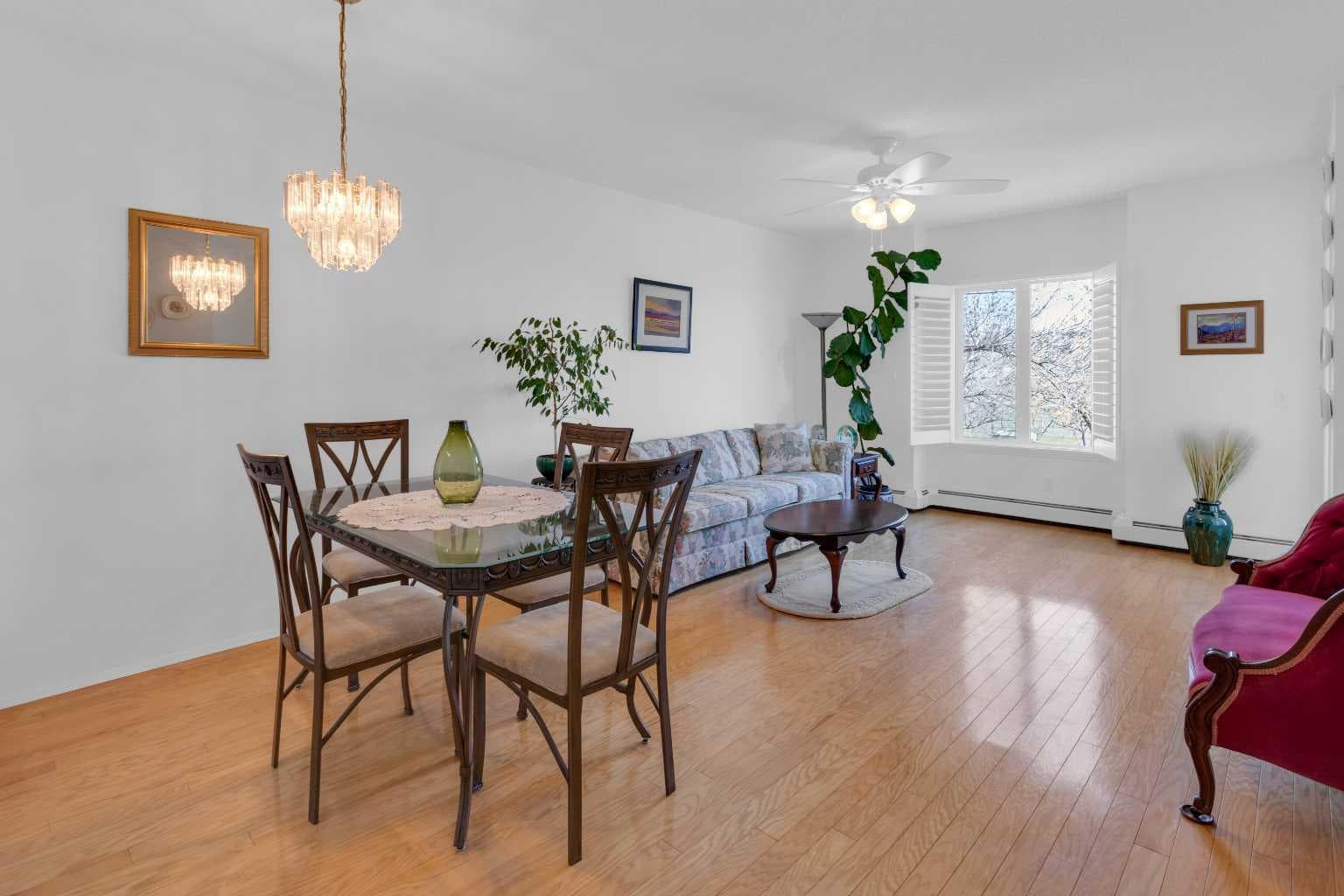 3115, 3115 Sienna Park Green SW — photo 2