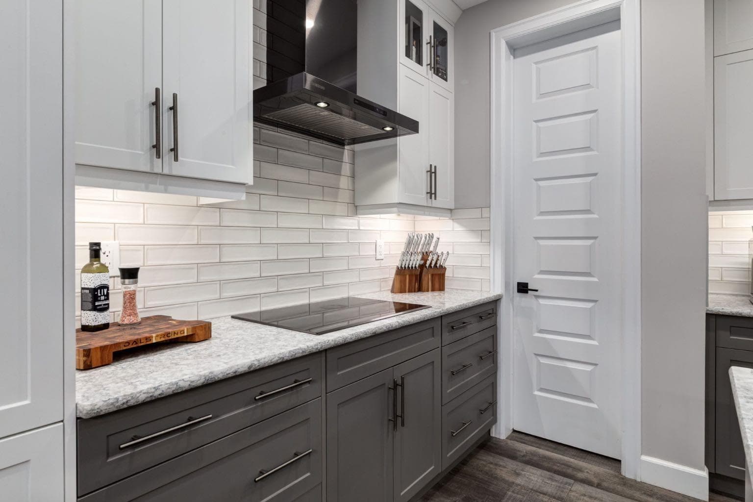 166 Osborne Common SW — photo 5