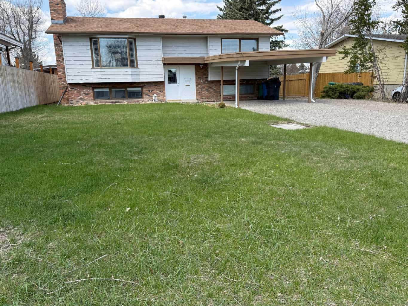 73 Mcgill Boulevard W — photo 1