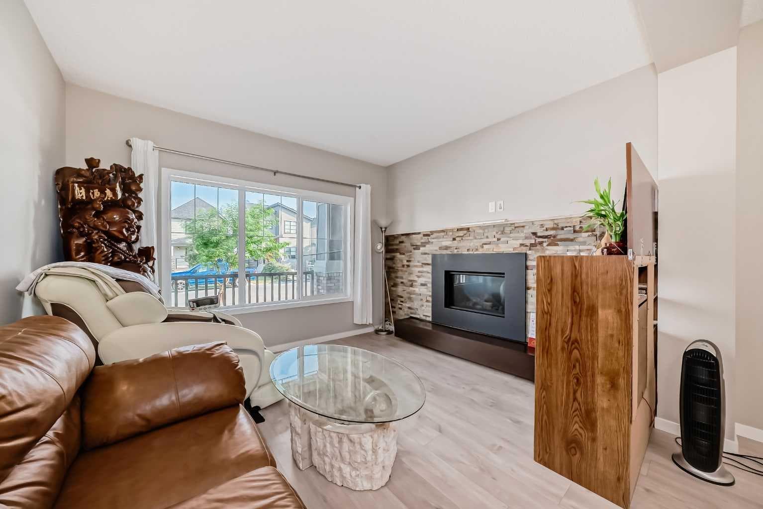 9 Copperpond Avenue SE — photo 5