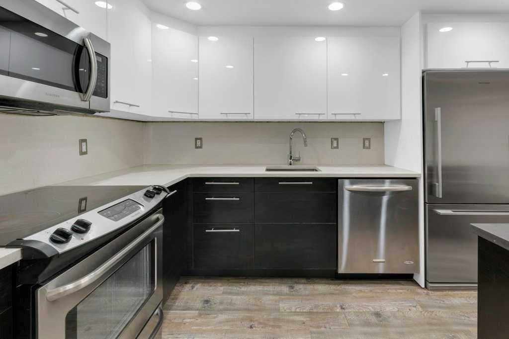 6, 3402 Parkdale Boulevard NW — photo 5