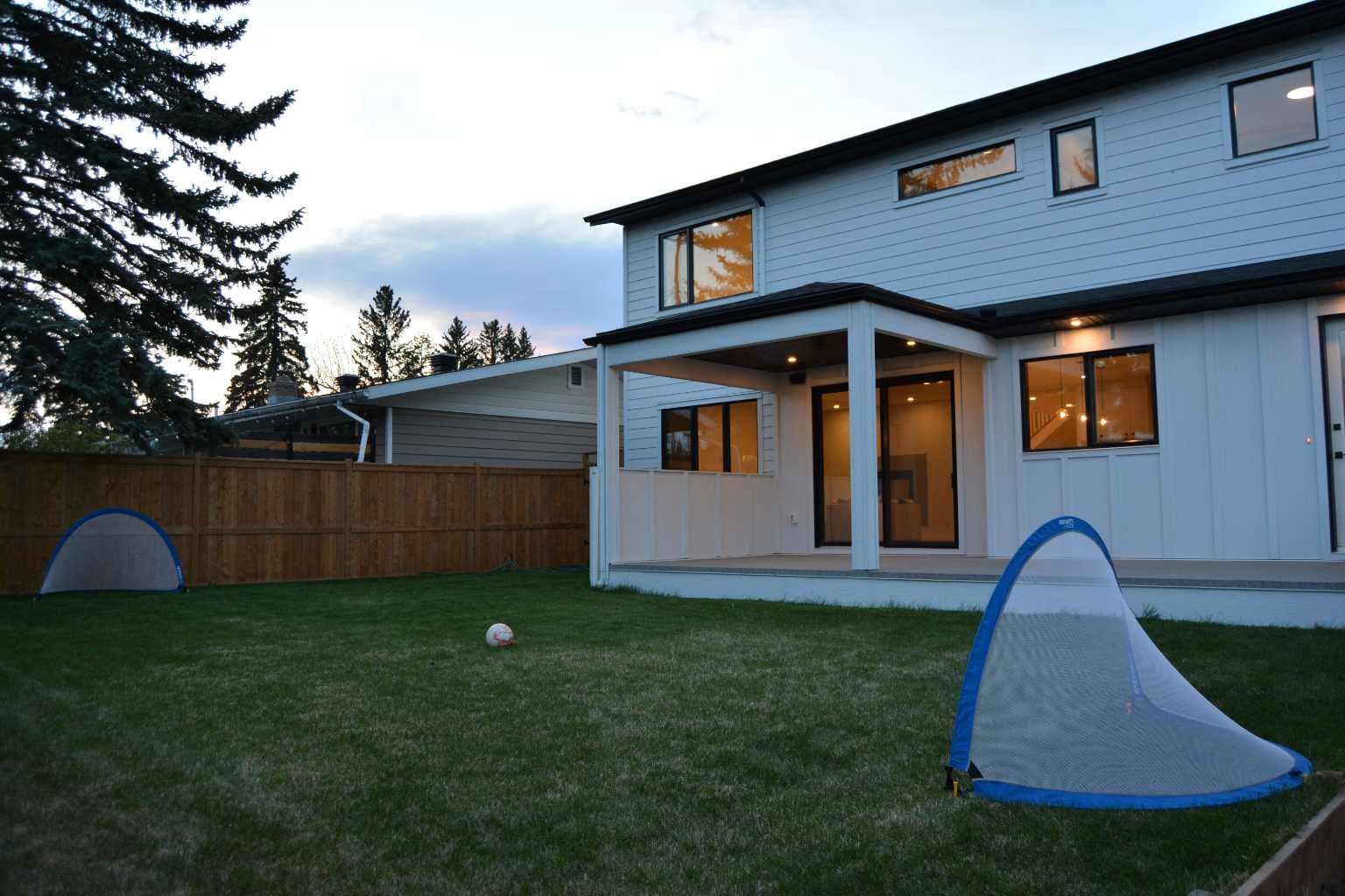3511 34 Avenue SW — photo 3