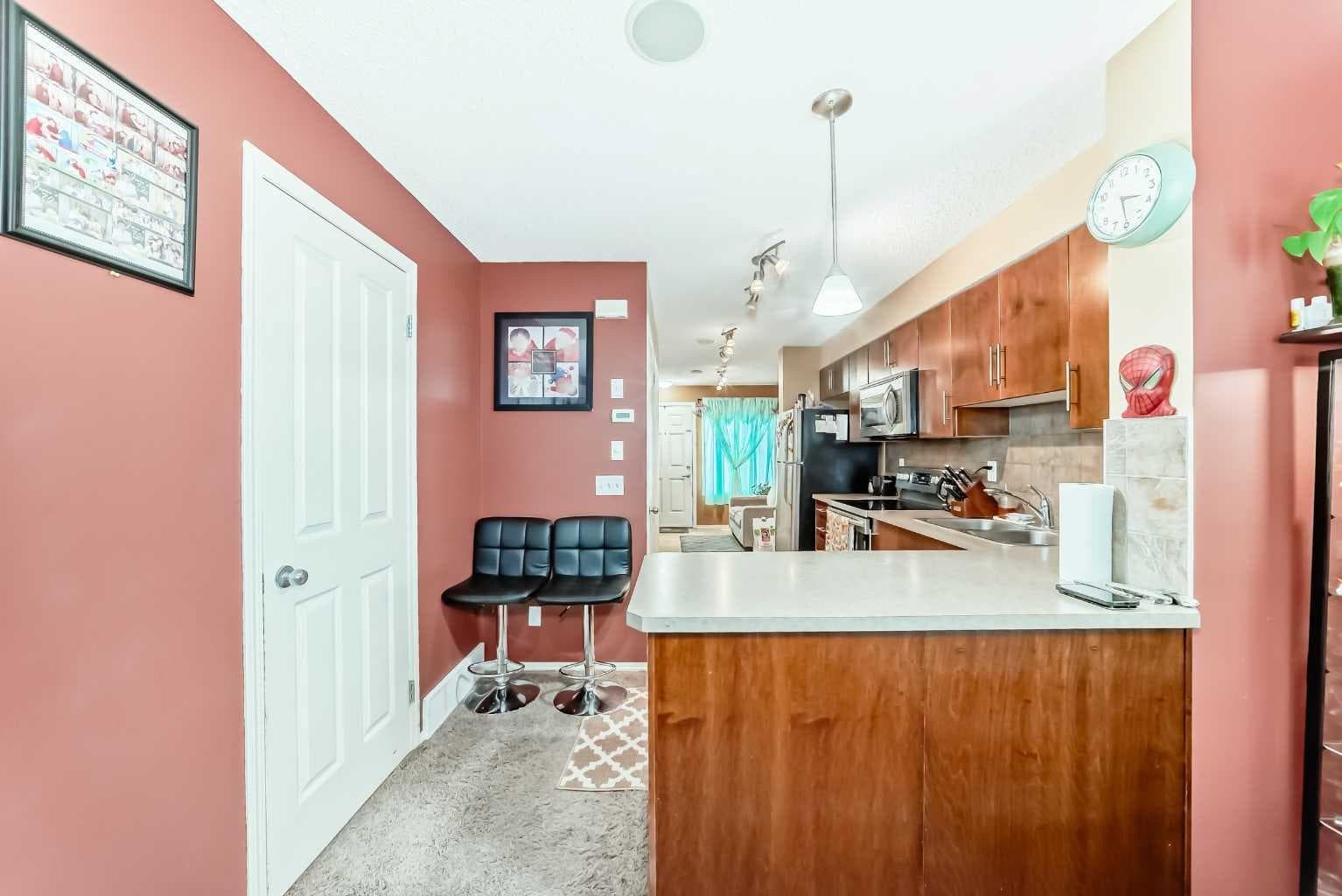 244 Saddlebrook Point NE — photo 4