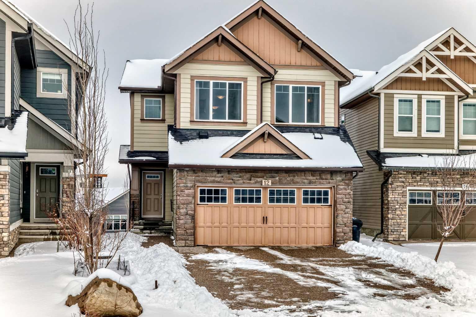 12 Kincora Mews NW — photo 2
