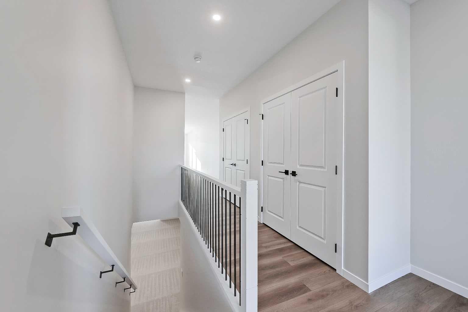 117 5 Avenue SE — photo 5