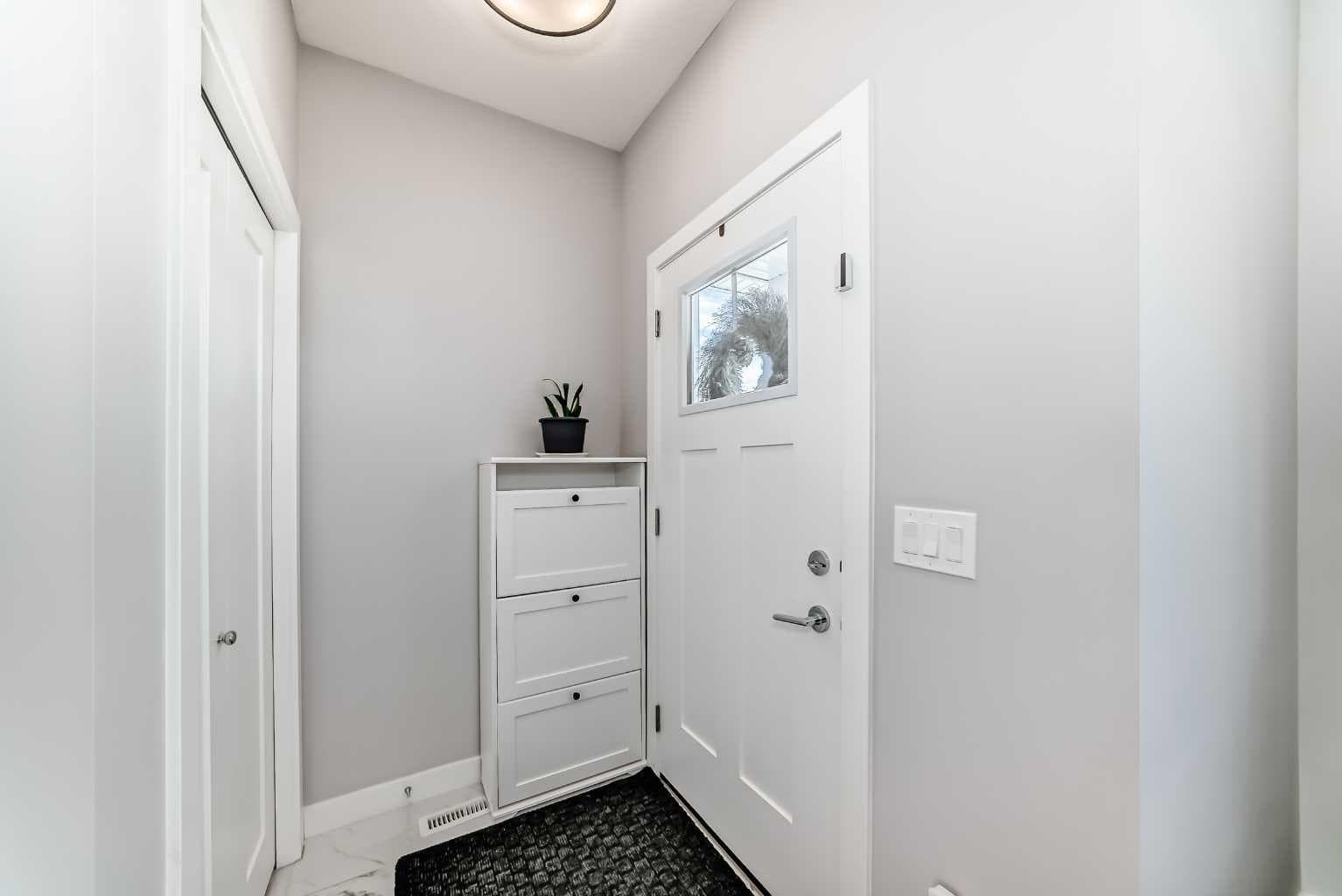 120 CHELSEA Drive — photo 5