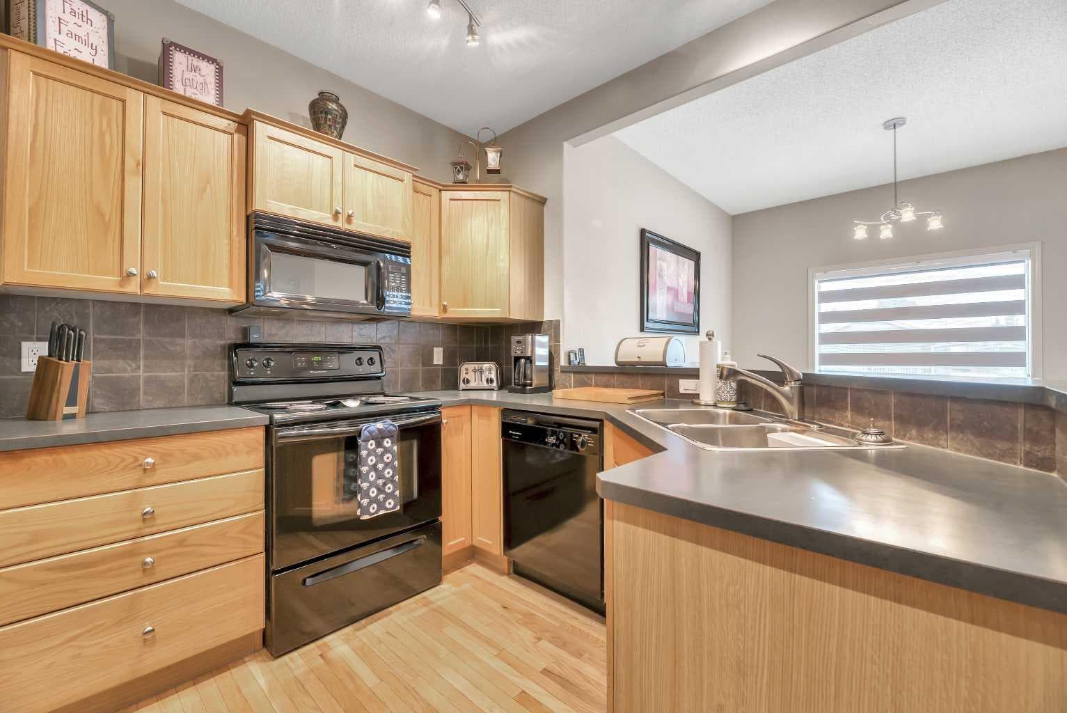 408 Rainbow Falls Way — photo 5