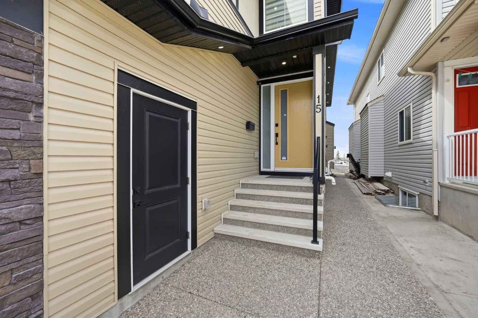 15 Saddlecrest Link NE — photo 3