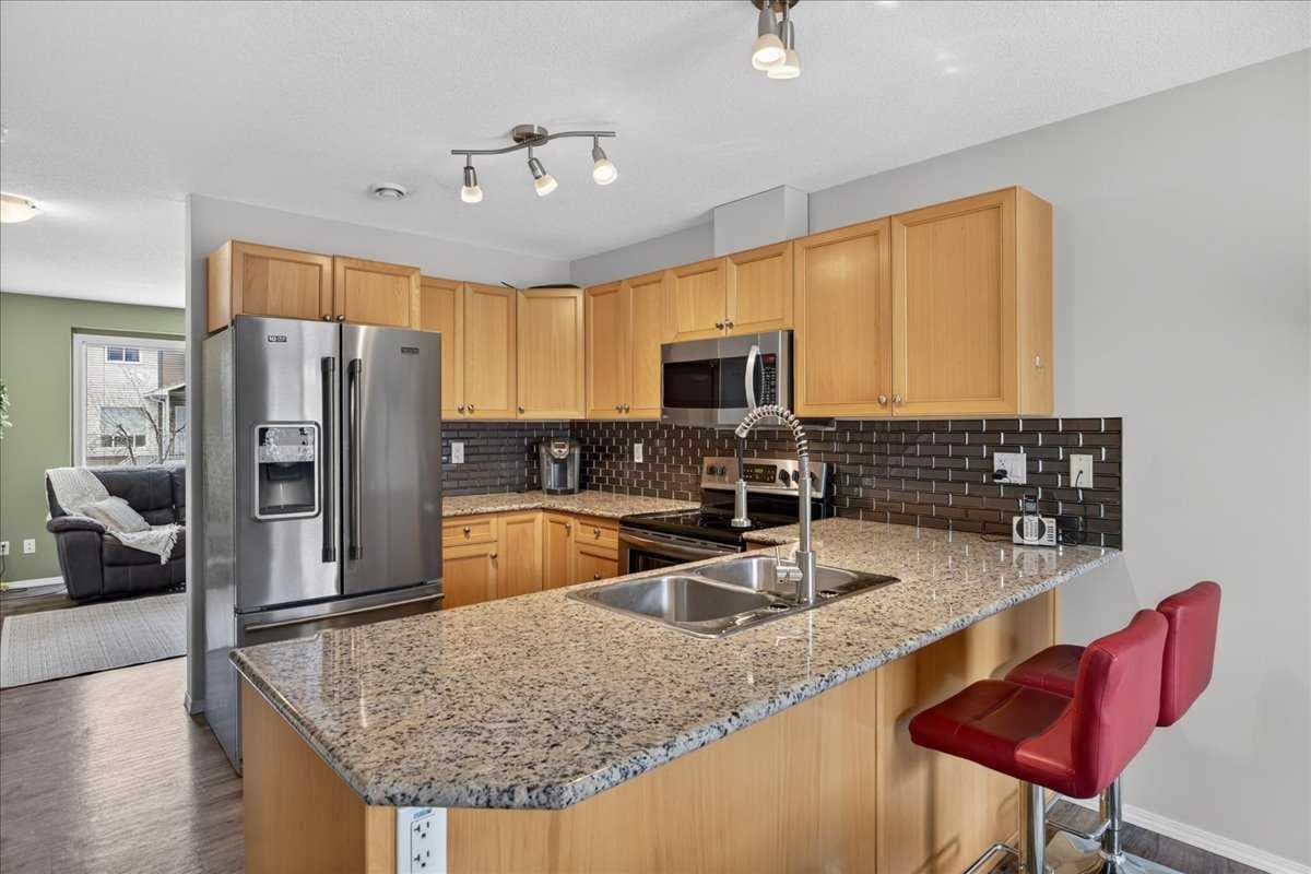 349 Sunrise Terrace NE — photo 1
