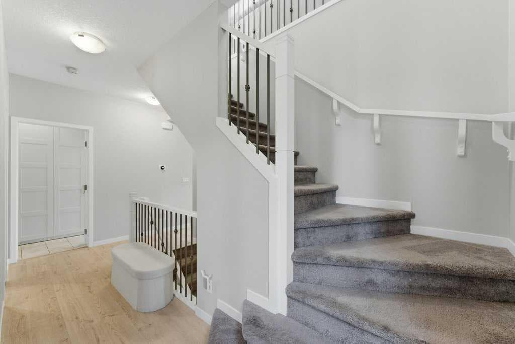 34 Walgrove Link SE — photo 5