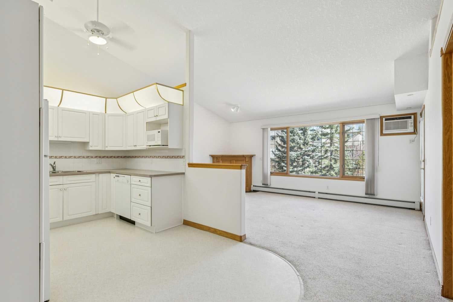 321, 6868 Sierra Morena Boulevard SW — photo 4