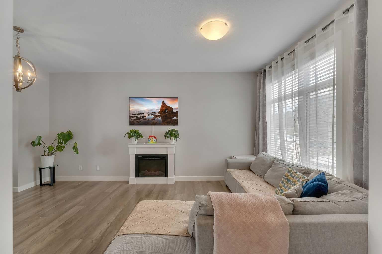 136 Sage Meadows Gardens NW — photo 3