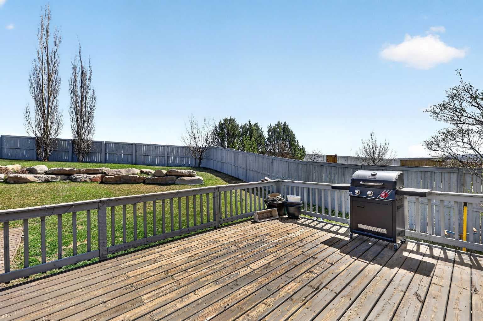 99 Evansmeade Crescent NW — photo 3