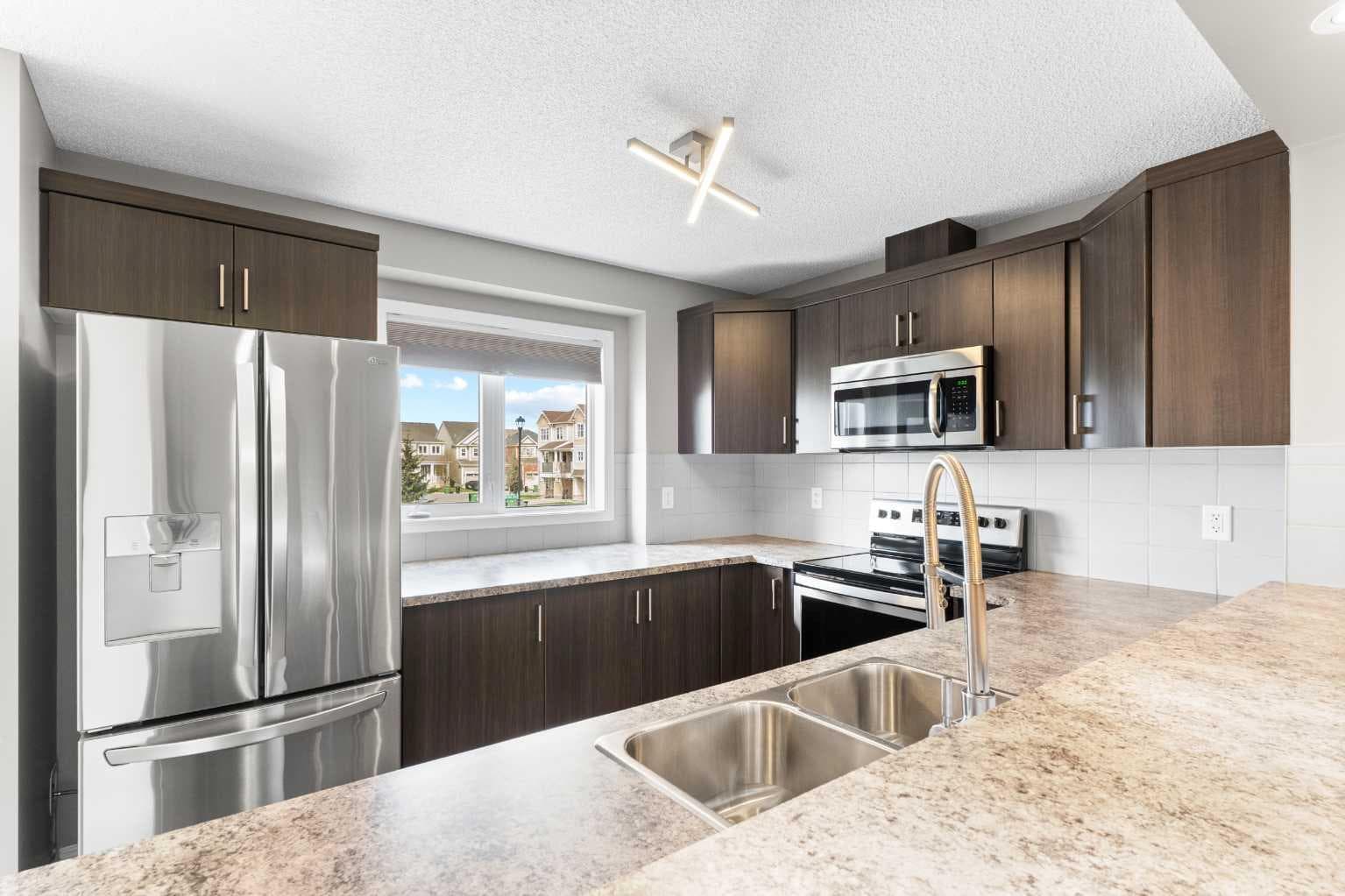 132 Windford Grove SW — photo 5