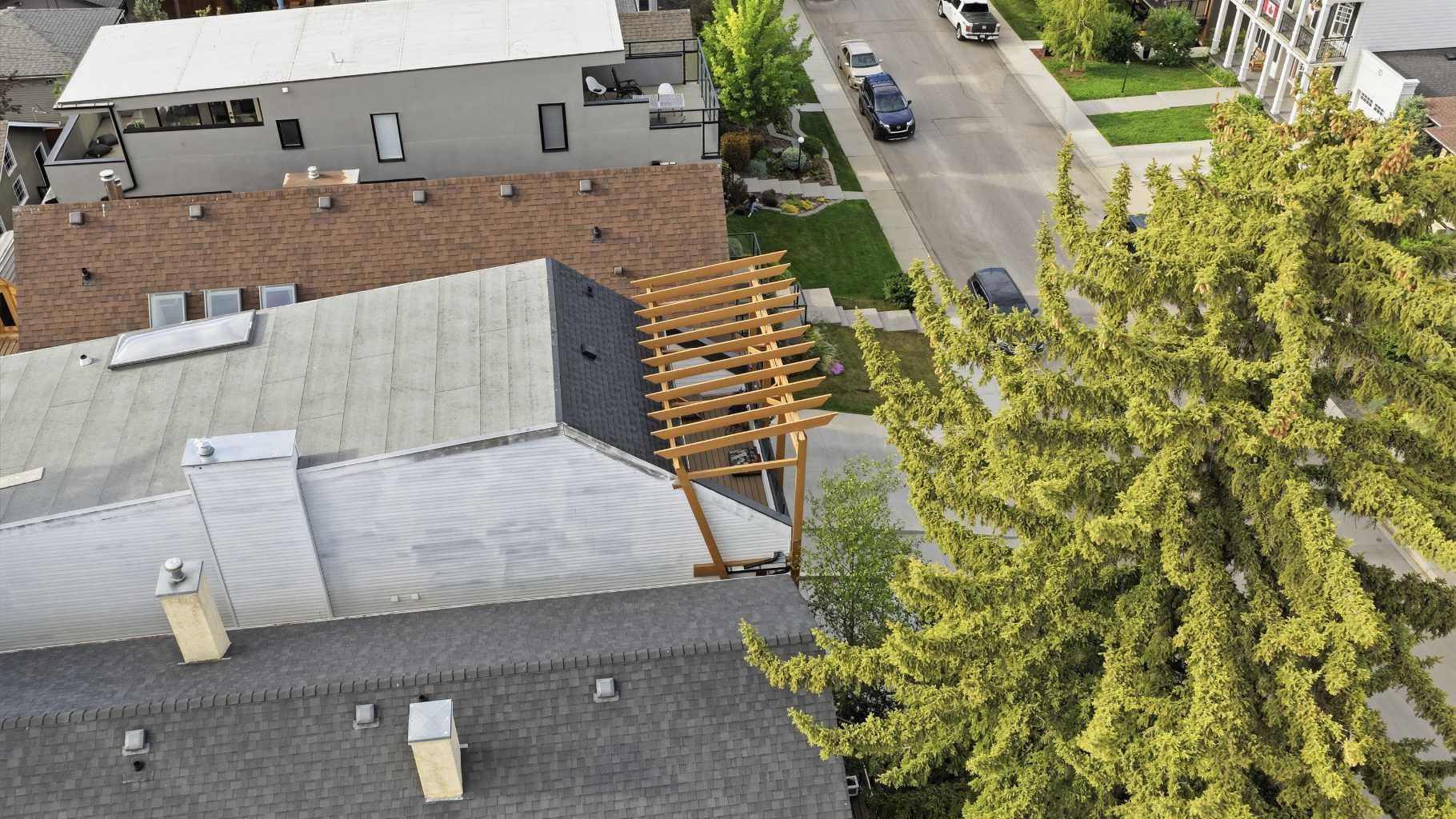 3817 18 Street SW — photo 4