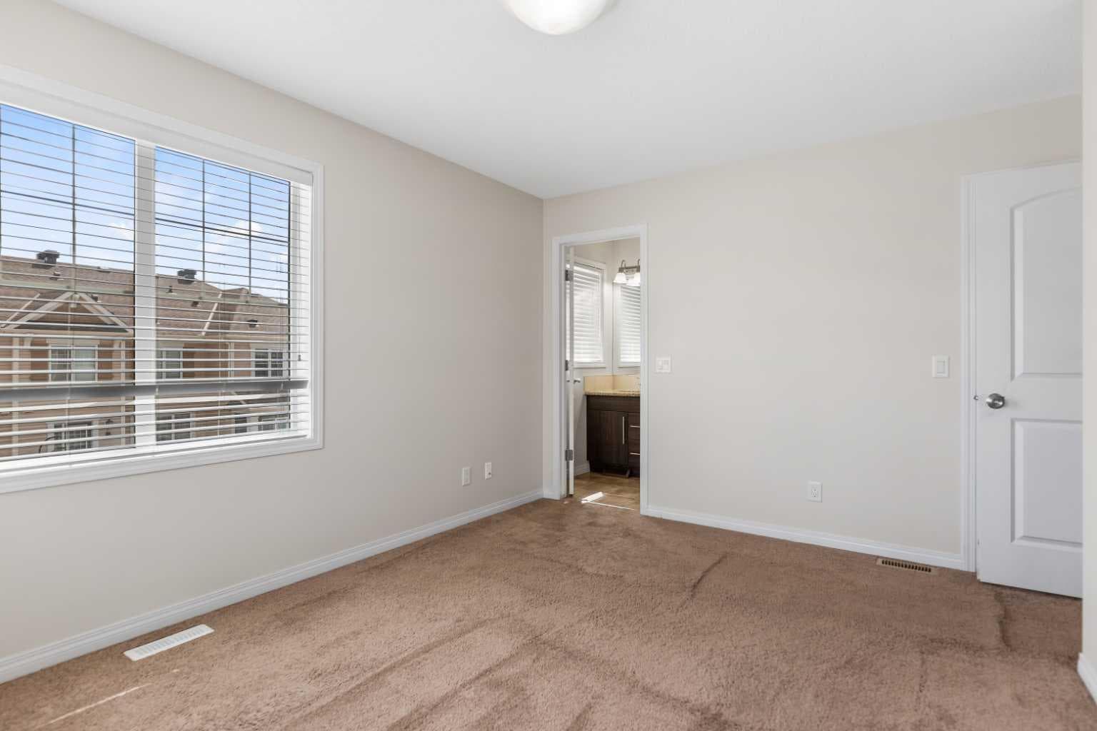 110 cityscape Lane NE — photo 5