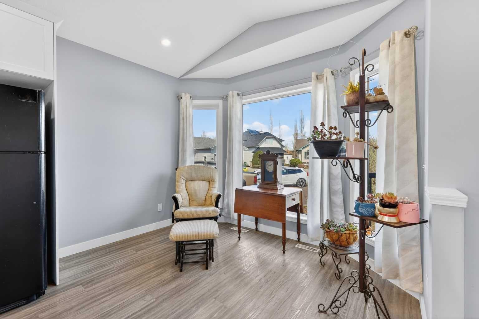 308 Cambridge Place — photo 5