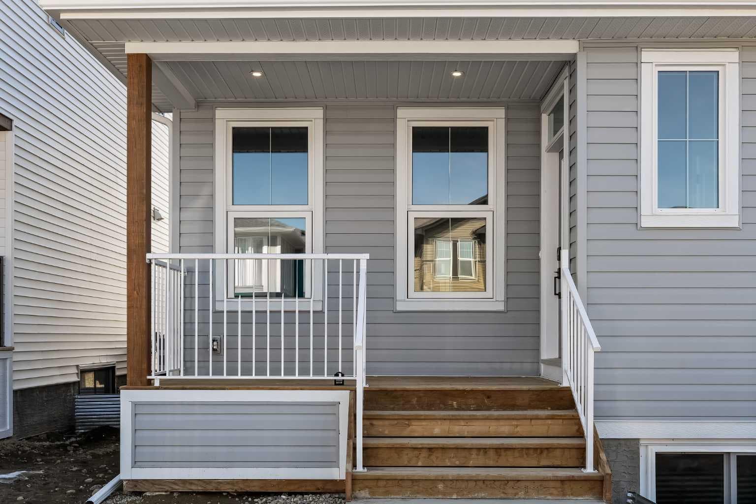 1133 Chinook Gate Bay SW — photo 2